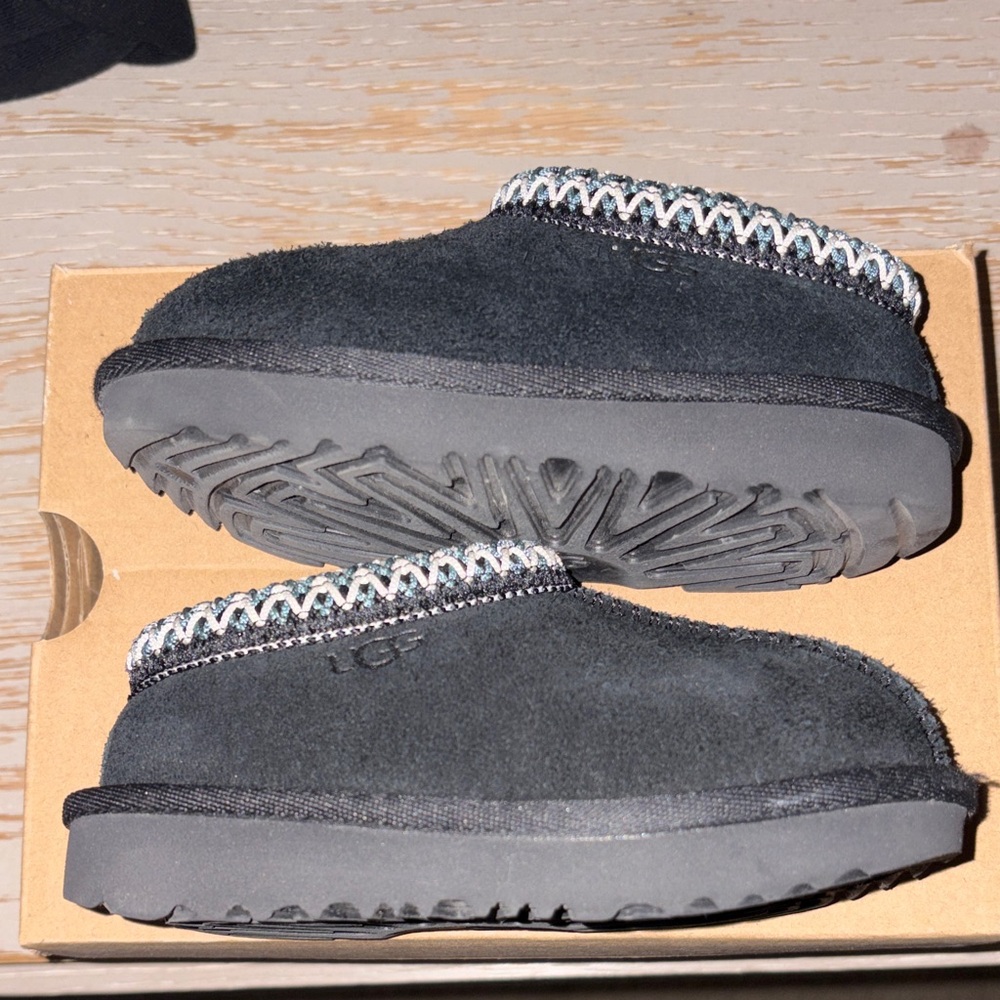 UGG Kids Black Slip-On Slippers with Decorative Trim